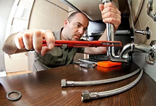 Finding the Right Plumber Service in Gilbert for Your Needs